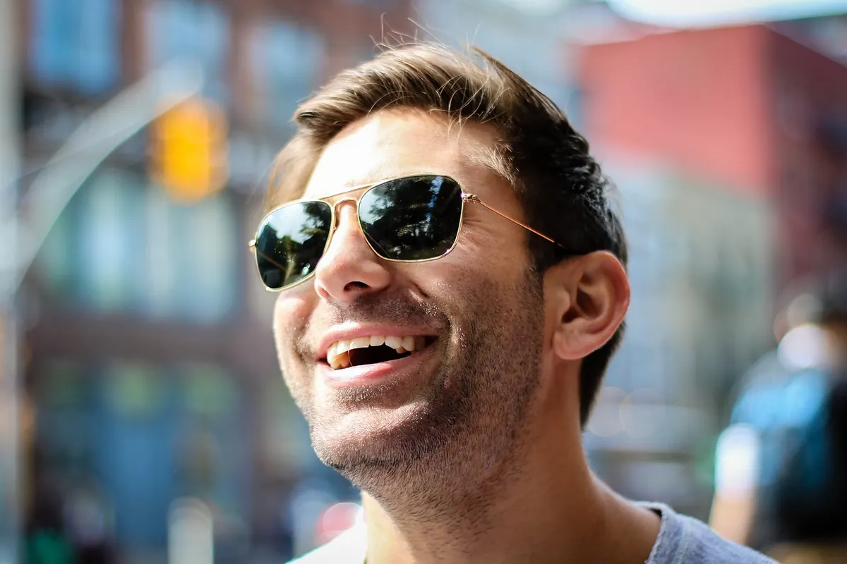 The Beginner's Guide to Choosing Sunglasses for Your Face Shape